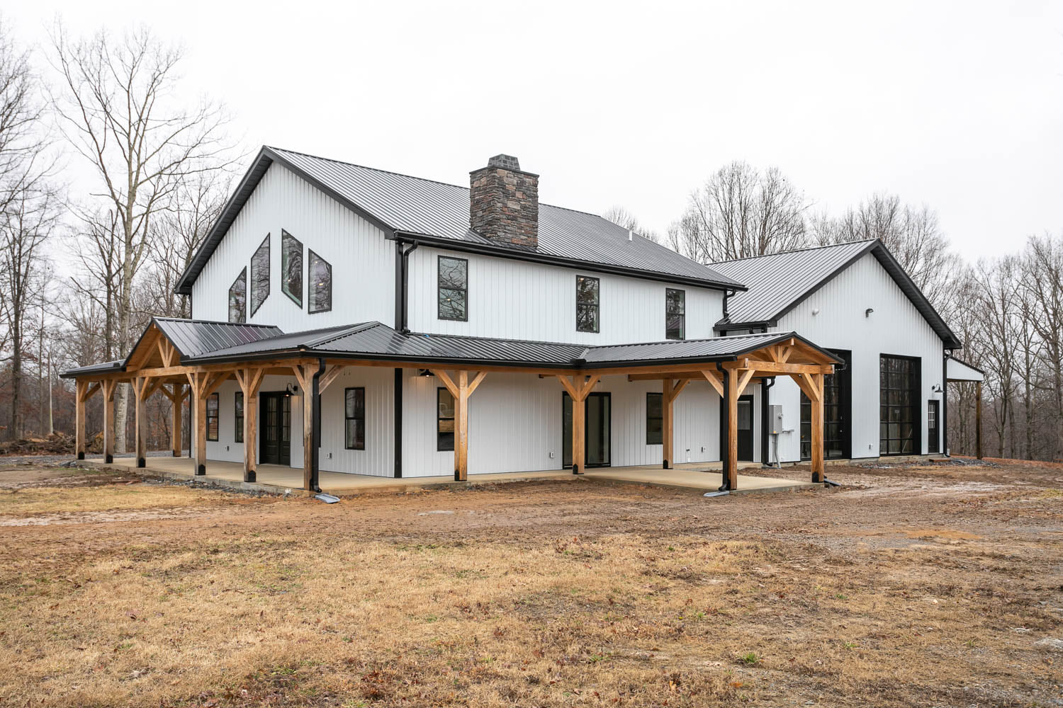 check-out-this-decatur-barndominium-metal-home-built-by-hl-custom